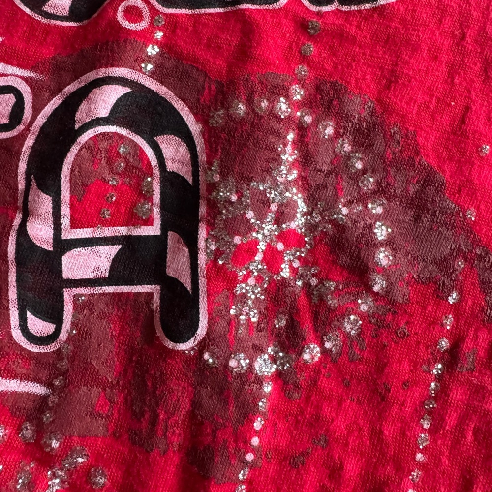 Festive Red 'Kissed Santa' Women's Tee - Picture 5 of 7